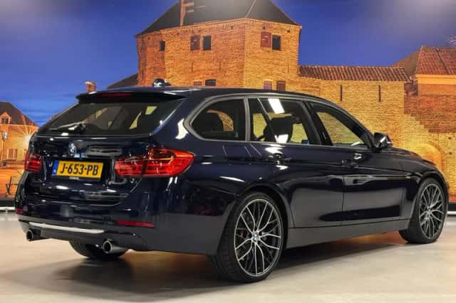 BMW 3-Serie (2013) thumbnail 2