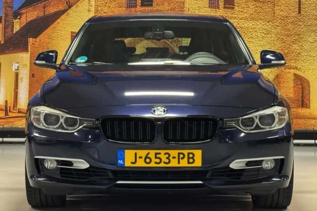 BMW 3-Serie (2013) thumbnail 5