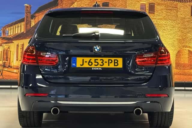 BMW 3-Serie (2013) thumbnail 6