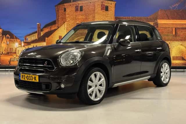 MINI Countryman (2014) thumbnail 1