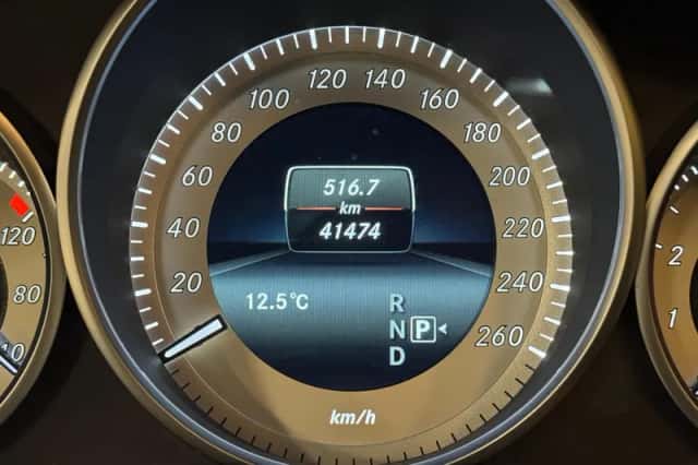 Mercedes-Benz E-Klasse (2016) thumbnail 4
