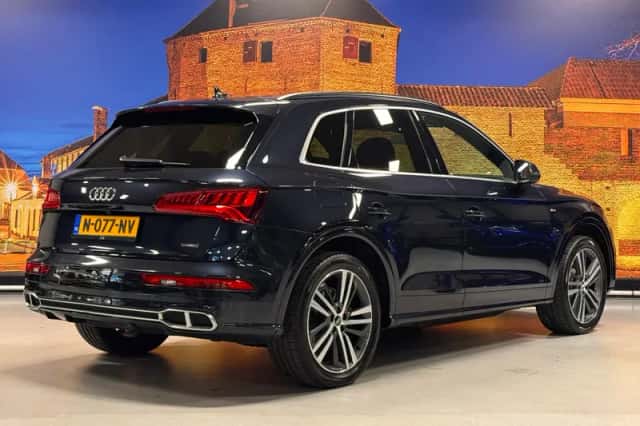 Audi Q5 (2020) thumbnail 2