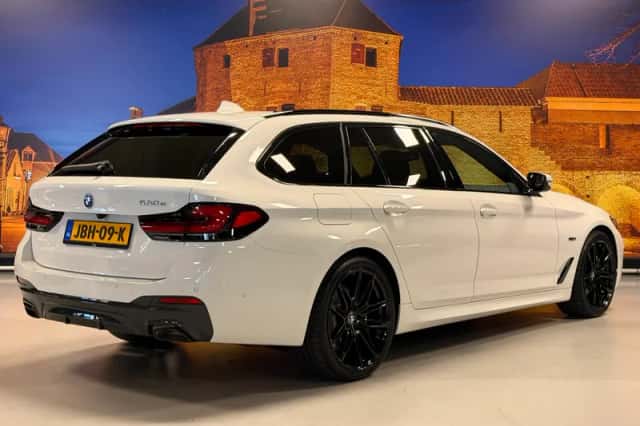 BMW 5-Serie (2021) thumbnail 2