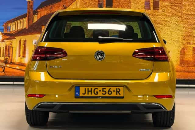 Volkswagen Golf (2017) thumbnail 6