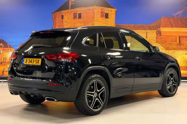 Mercedes-Benz GLA-Klasse (2023) thumbnail 2