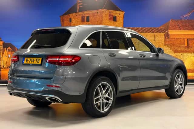Mercedes-Benz GLC-Klasse (2018) thumbnail 2