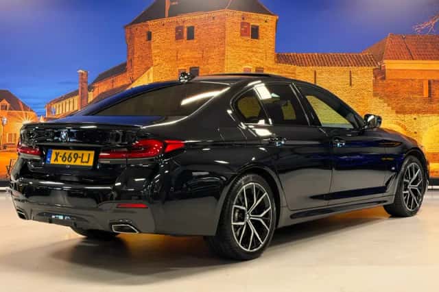 BMW 5-Serie (2020) thumbnail 2