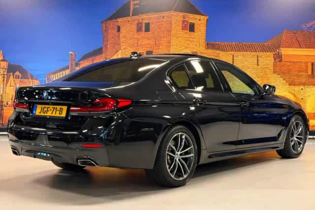BMW 5-Serie (2022) thumbnail 2