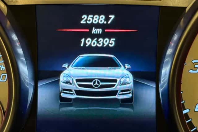 Mercedes-Benz SL-Klasse (2015) thumbnail 4