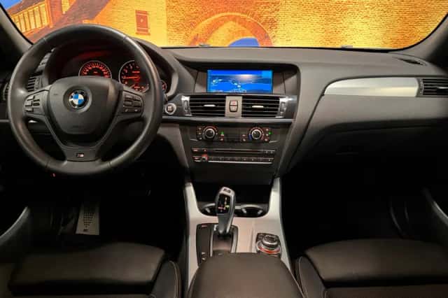 BMW X3 (2014) thumbnail 3