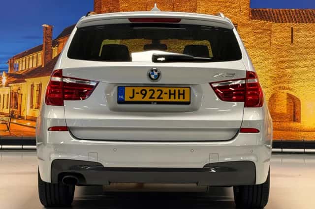 BMW X3 (2014) thumbnail 6