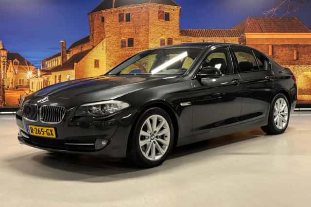 BMW 5-Serie (2010) thumbnail 1