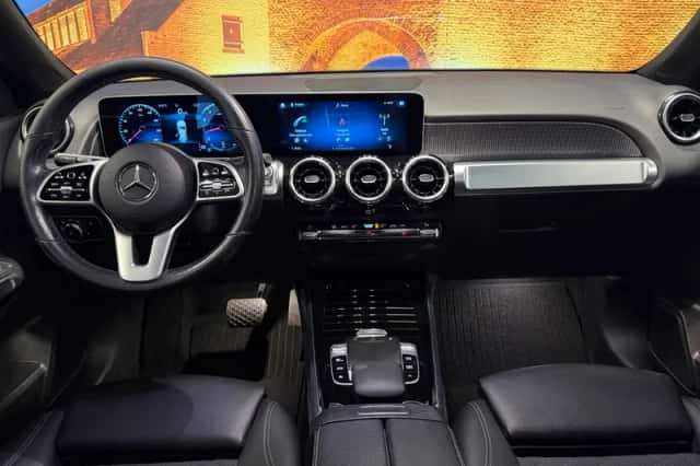 Mercedes-Benz GLB-Klasse (2020) thumbnail 3