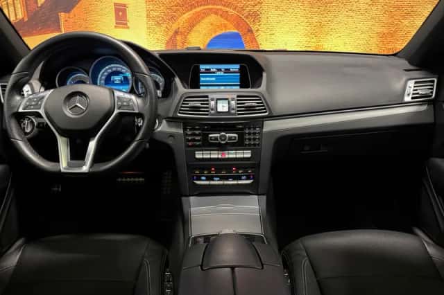 Mercedes-Benz E-Klasse (2015) thumbnail 3