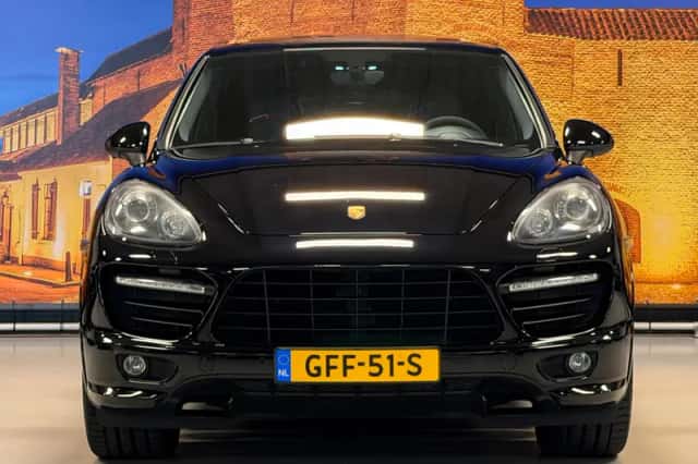 Porsche Cayenne (2014) thumbnail 5