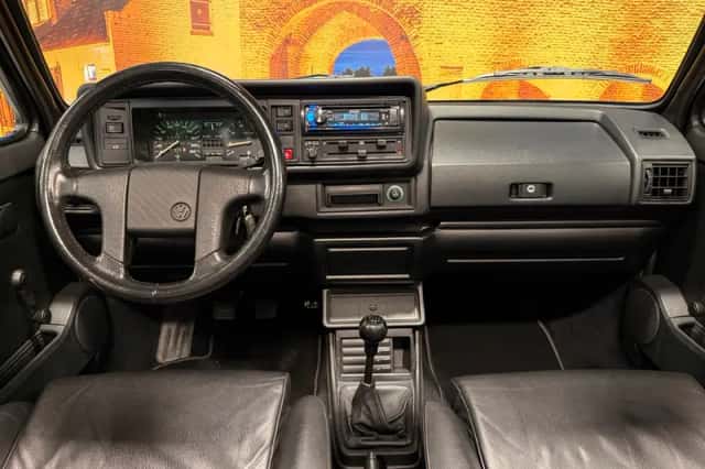 Volkswagen Golf (1983) thumbnail 3