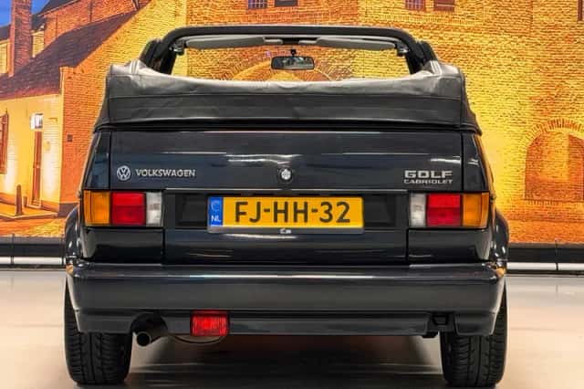 Volkswagen Golf (1983) thumbnail 6