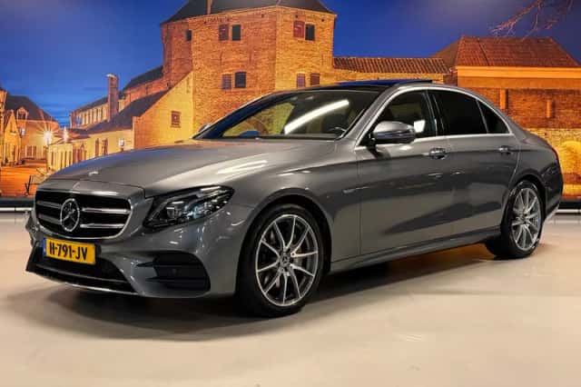 Mercedes-Benz E-Klasse (2020) thumbnail 1