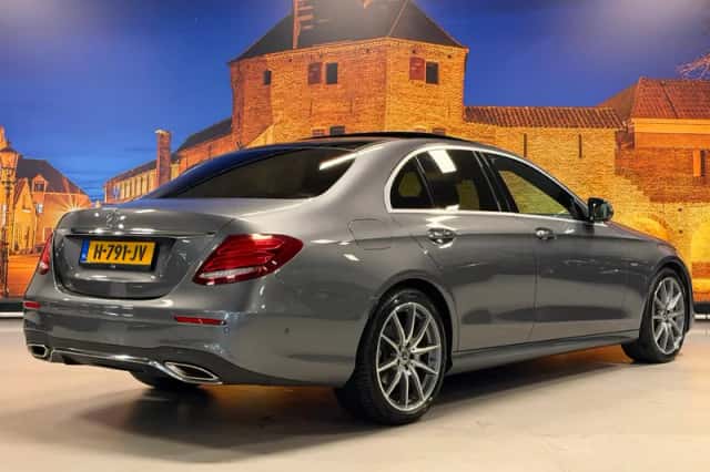 Mercedes-Benz E-Klasse (2020) thumbnail 2