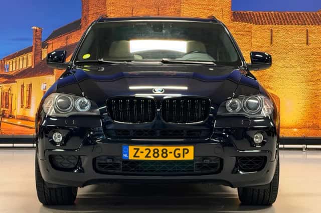BMW X5 (2009) thumbnail 5