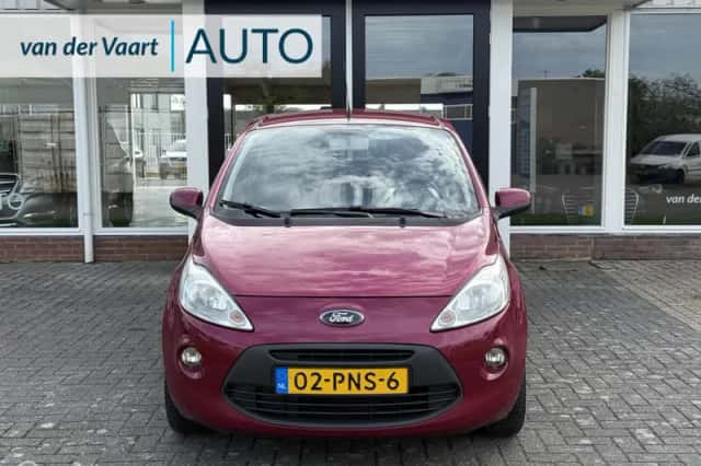 Ford Ka (2011) thumbnail 3