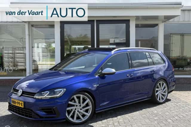 Volkswagen Golf (2018) thumbnail 1