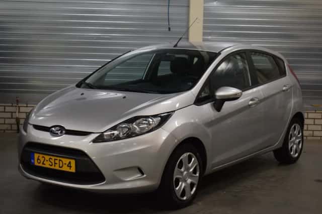 Ford Fiesta (2011) thumbnail 1