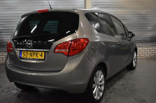 Opel Meriva (2010) thumbnail 5