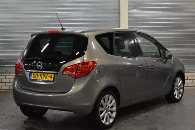 Opel Meriva (2010) thumbnail 6