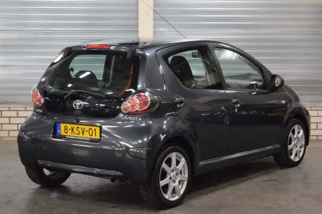 Toyota Aygo (2013) thumbnail 6