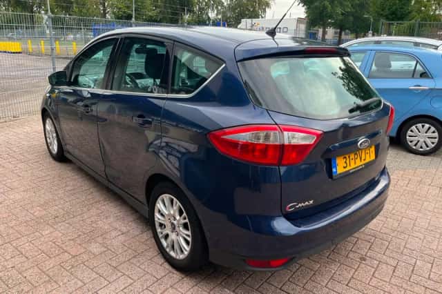 Ford C-Max (2011) thumbnail 3