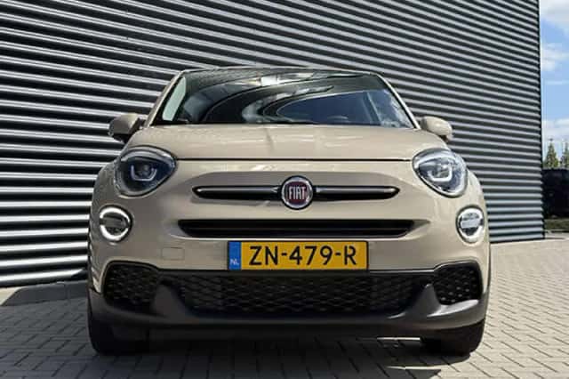 Fiat 500X (2019) thumbnail 3