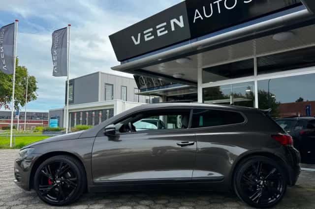 Volkswagen Scirocco (2014) thumbnail 2