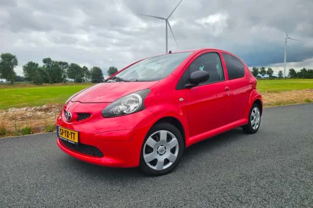 Toyota Aygo (2007) thumbnail 1