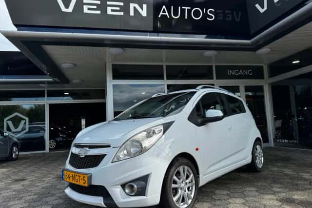 Chevrolet Spark (2010) thumbnail 1