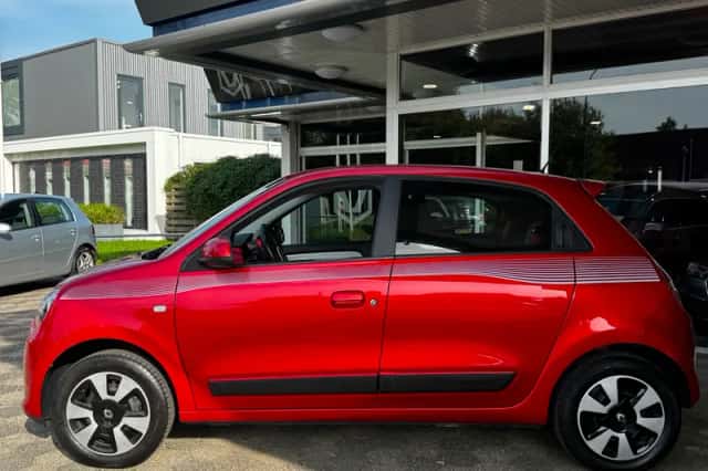Renault Twingo (2017) thumbnail 2