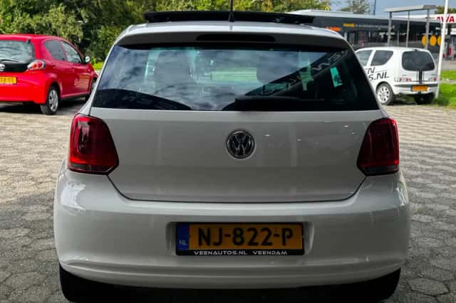 Volkswagen Polo (2011) thumbnail 5