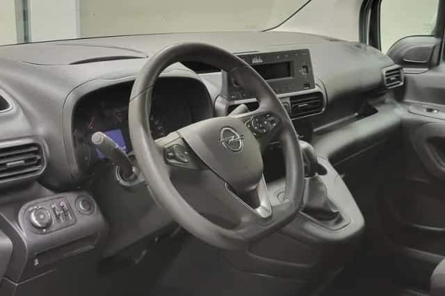 Opel Combo (2019) thumbnail 4