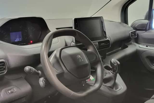 Peugeot Partner (2021) thumbnail 4