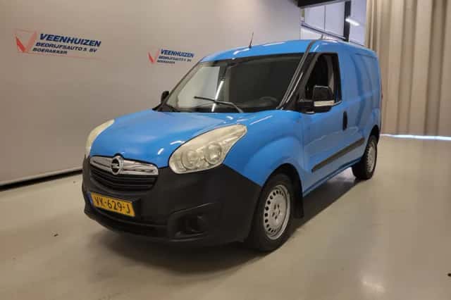 Opel Combo (2014) thumbnail 2