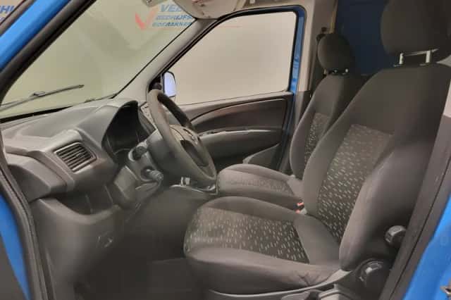 Opel Combo (2014) thumbnail 5