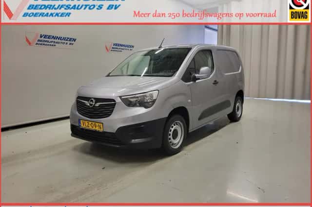 Opel Combo (2021) thumbnail 1