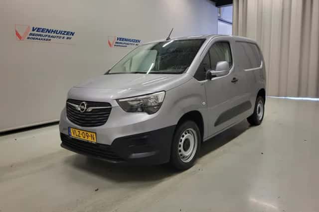 Opel Combo (2021) thumbnail 2