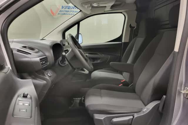 Opel Combo (2021) thumbnail 5
