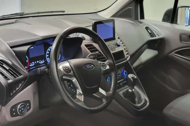 Ford Transit Connect (2023) thumbnail 4