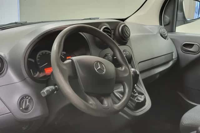 Mercedes-Benz Citan (2020) thumbnail 4