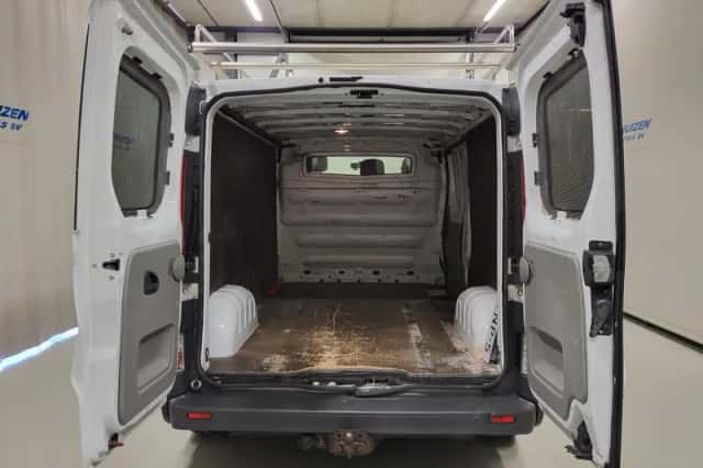 Opel Vivaro (2008) thumbnail 6