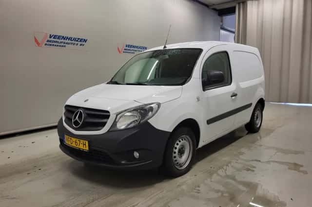 Mercedes-Benz Citan (2020) thumbnail 2