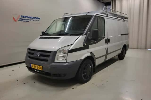 Ford Transit (2011) thumbnail 2