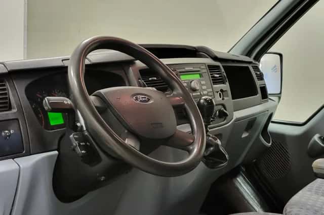 Ford Transit (2011) thumbnail 4